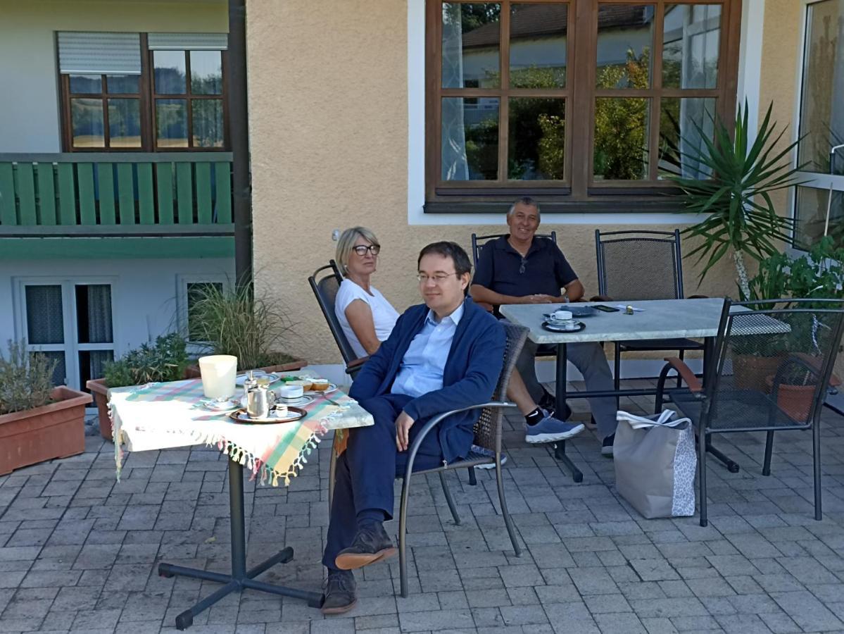 Xundheits Hotel Garni Eckershof Bad Birnbach Bagian luar foto
